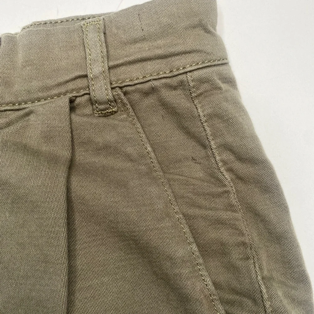 Free People‎ Olive Green Pleated High Waisted Linen Blend Shorts Women Size 2